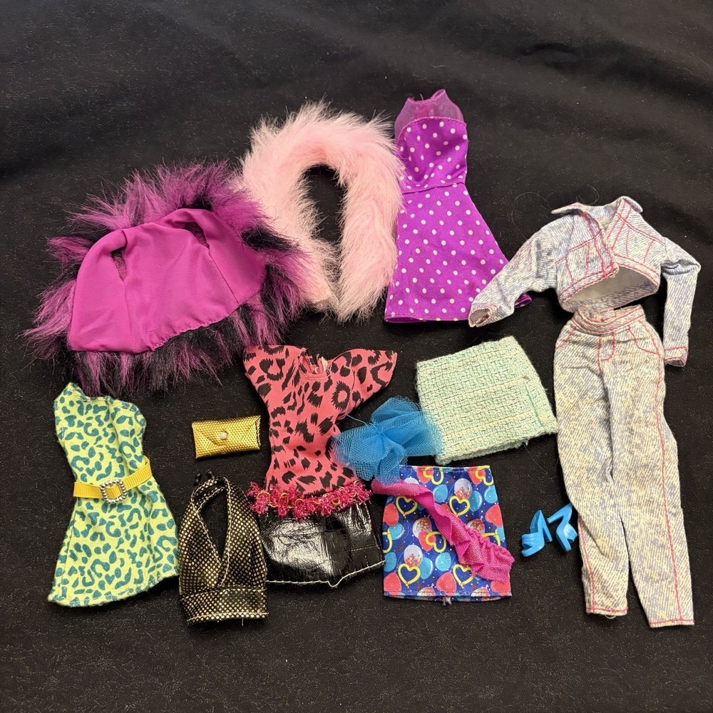 Vintage Barbie Clothes Lot 80s Fashion Doll Outfits Bag Bracelet Shoe Tops Boa